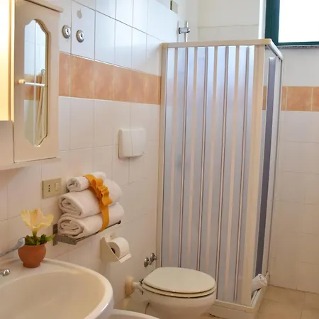 Aparthotel Villaggio Artemide 4*