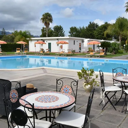 Villaggio Artemide Aparthotel
