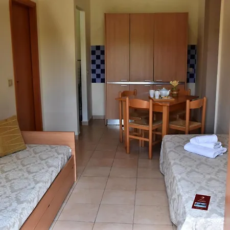 Aparthotel Villaggio Artemide 4*