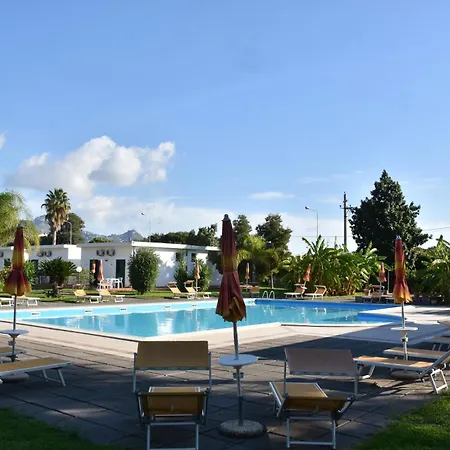 Villaggio Artemide 4*