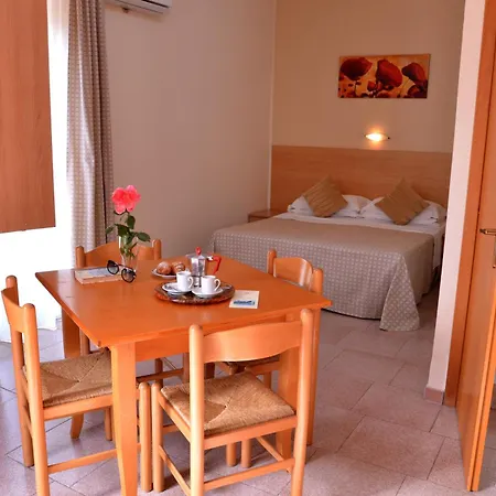 Villaggio Artemide Aparthotel 4*