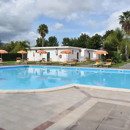 Villaggio Artemide Aparthotel 4*