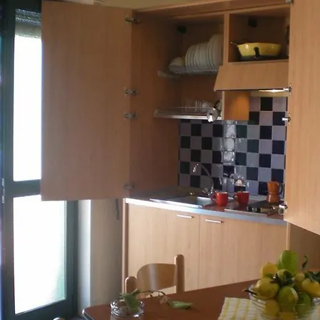 Lägenhetshotell Villaggio Artemide 4*